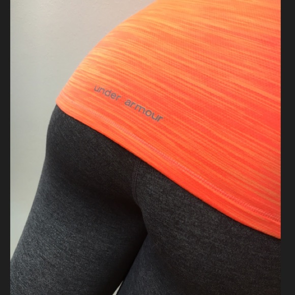 Under Amour Performance Top - Picture 5 of 8